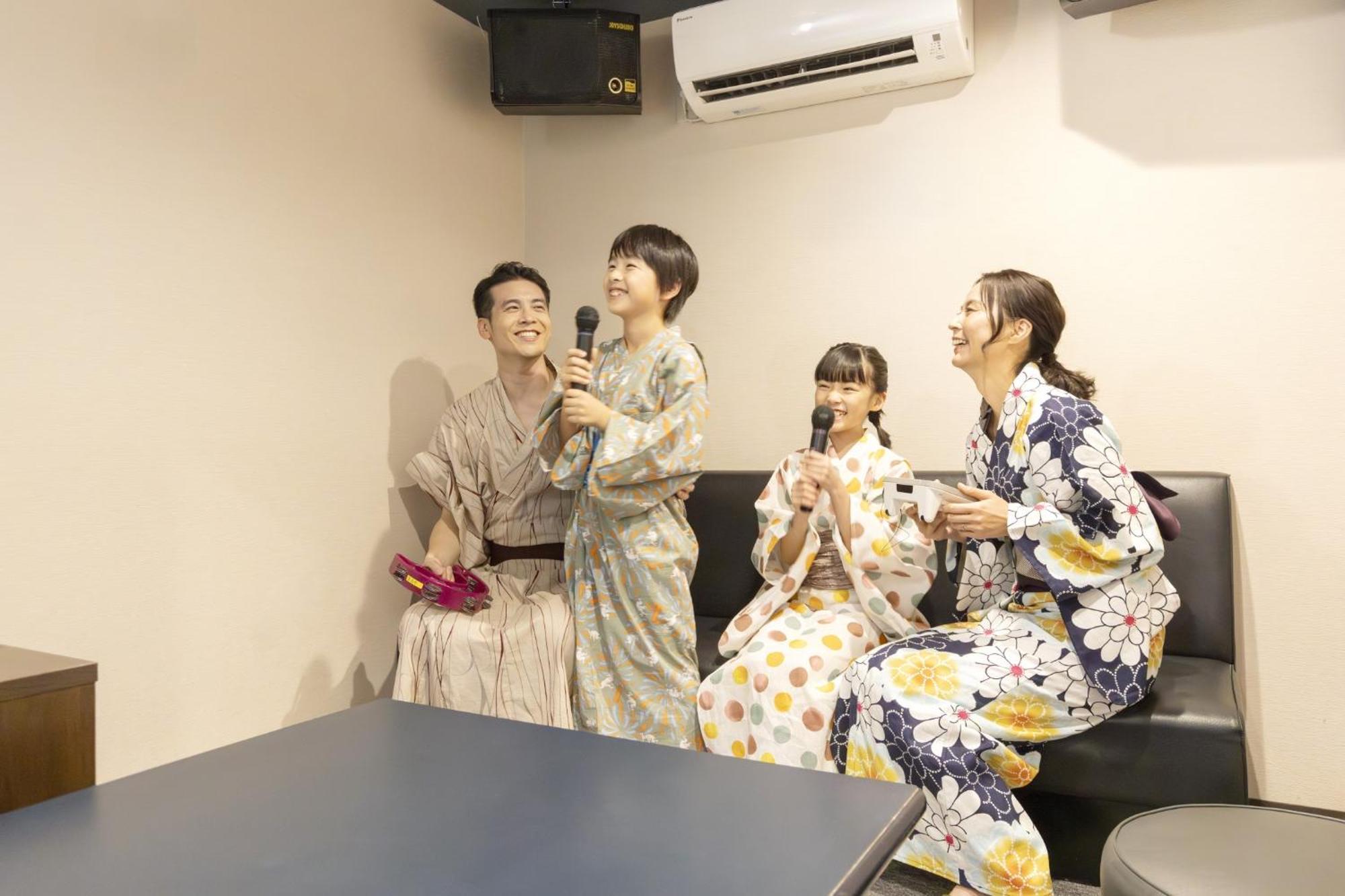 Ooedo Onsen Monogatari Premium Kaga Maruya Hotel ภายนอก รูปภาพ