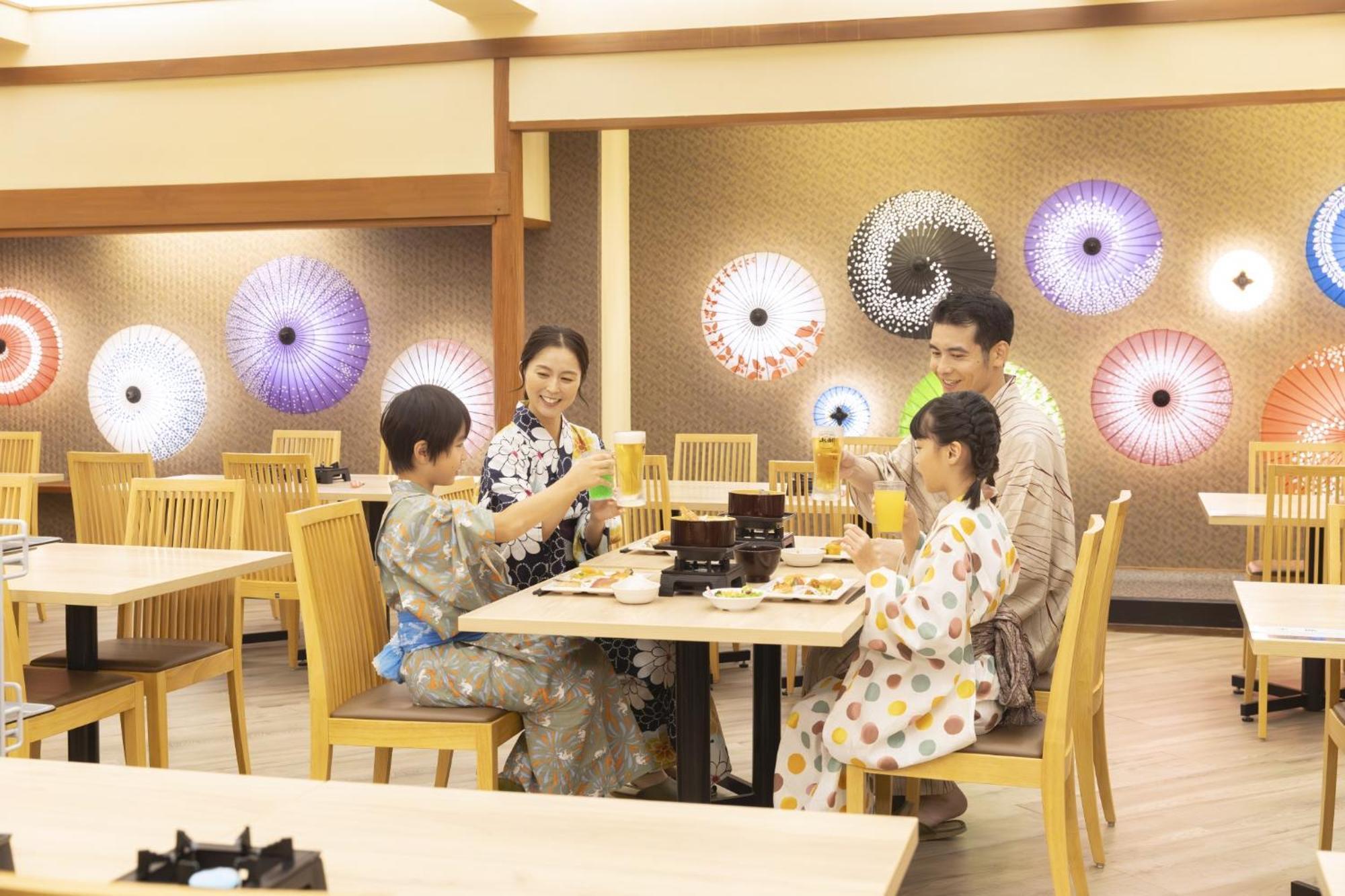 Ooedo Onsen Monogatari Premium Kaga Maruya Hotel ภายนอก รูปภาพ